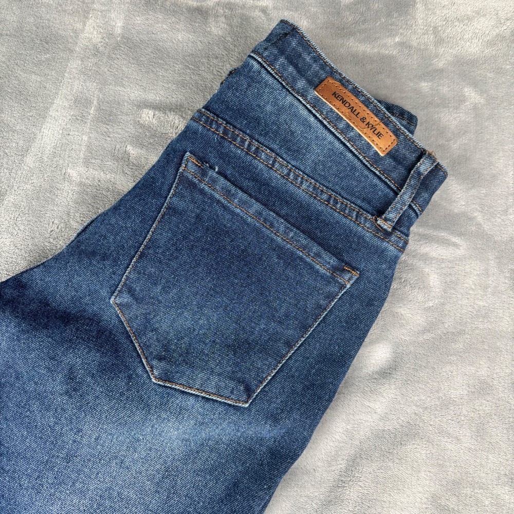 Kendall & Kylie Women's‎ Dark Wash Denim Jeans Casual Everyday Fashion Size 3/4